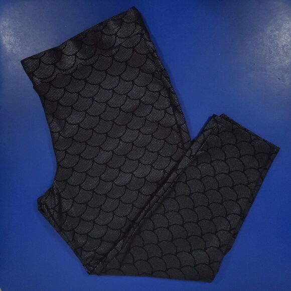 Torrid Black/Blue Metallic Mermaid Scale Leggings Size 3 (3X) Cosplay  Halloween - Picture 1 of 16